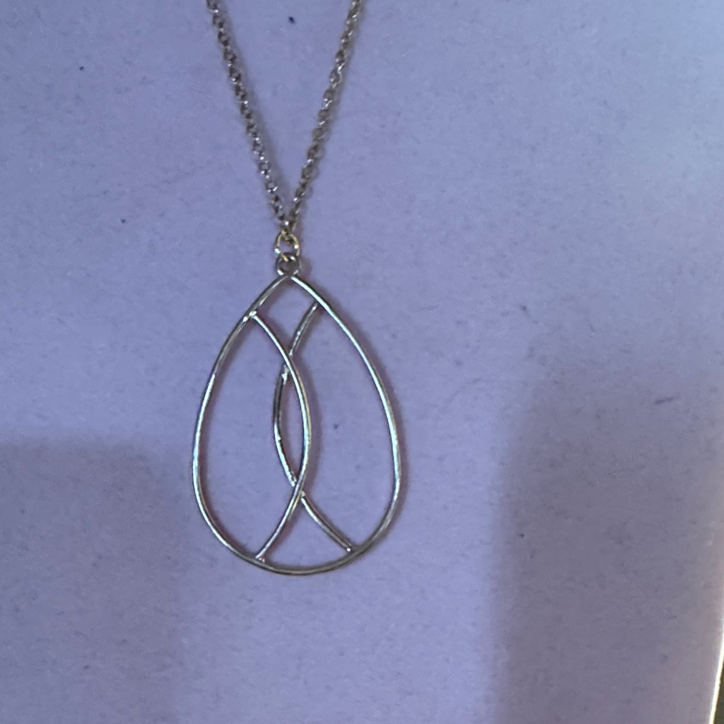 Openwork Teardrop Pendant Necklace - Gold Tone 8 12 Long Necklace 10$